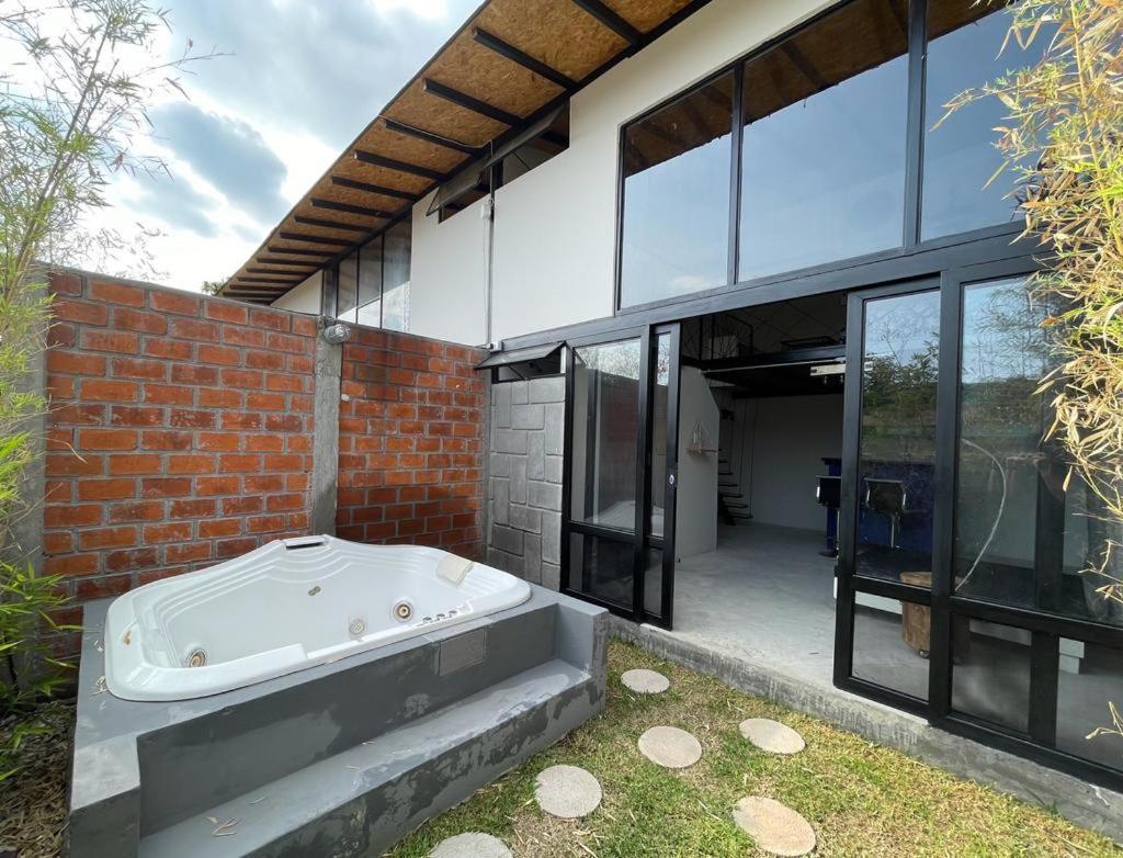 Via Paraiso Aparthotel Emiliano Zapata  Kültér fotó